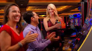 Giao diện Live Casino chuyên nghiệp trên bongdalu logo, dành cho người chơi Việt